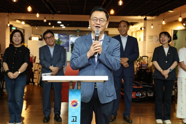 민경선 시장, 2026 고양시장배 볼링대회 시구1
