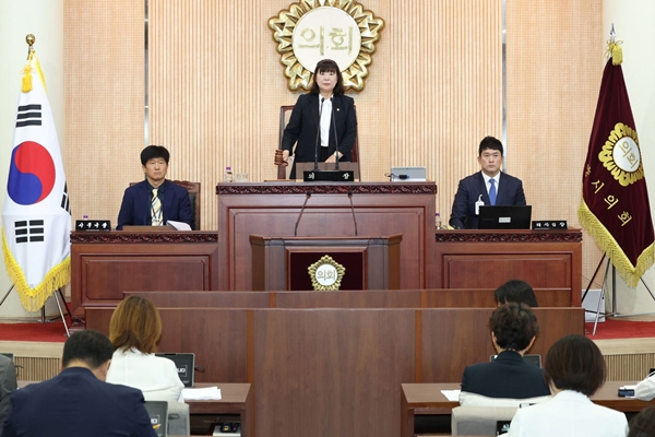 고양시의회, 제10대 의회 첫 결의안으로 '킨텍스 감사 해임 촉구' 후 임시회 폐회